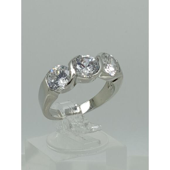 Vintage 3CT 3-Stone Simulated Diamond CZ Engagement Wedding Band Ring Size 7 NOS - Picture 6 of 9